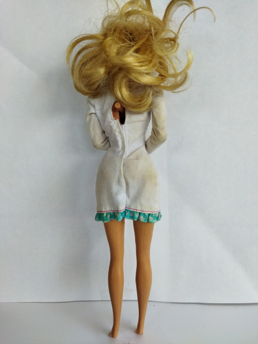 Barbie Doctora Bata Azul Movimiento Meser Brazos 1999 (Usado)