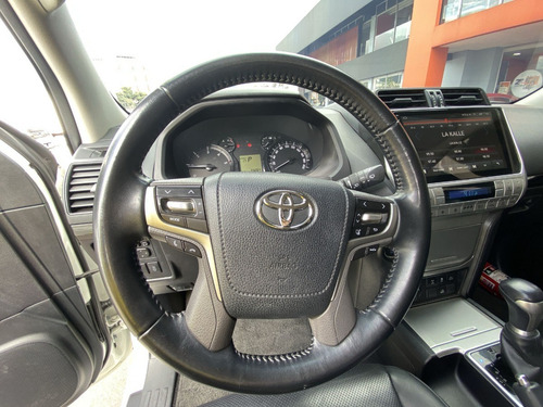 Imagen 17 de 21 de Toyota Prado 2020
