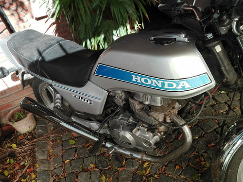 Imagen 3 de 11 de Honda Cbn 400