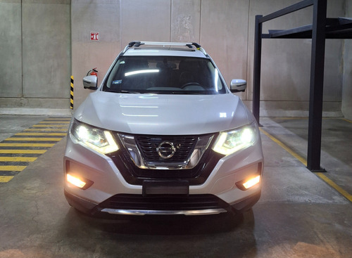 Nissan X-Trail 2.5 Exclusive 3 Row Cvt