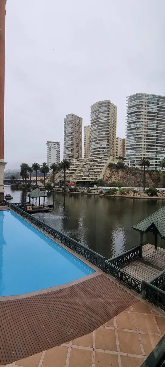 Imagen 3 de 26 de Arriendo Año Corrido, Edificio Exclusivo Frente Al Mar