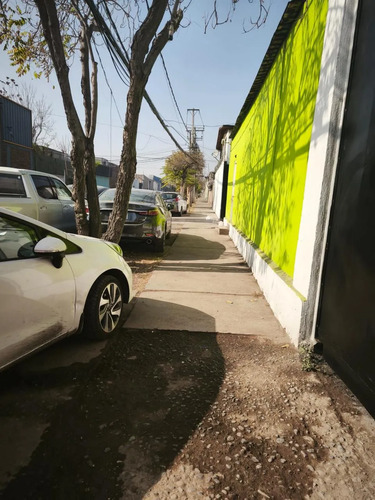 Arriendo Bodega  Con Oficinas  520 M2 Uso Industrial