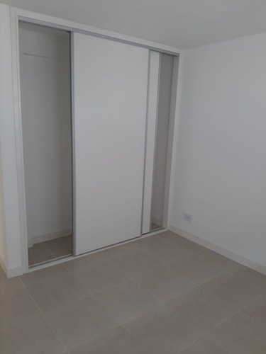 Venta Departamento 2 Ambientes Reciclado Vista Al Mar Con Dependencia