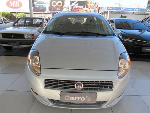 Fiat Punto 1.4 Attractive Italia 8v Flex 4p Manual