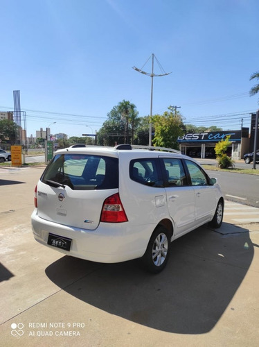 Imagem 2 de 15 de Grand Livina 1.8 Sl 16v Flex 4p Automático