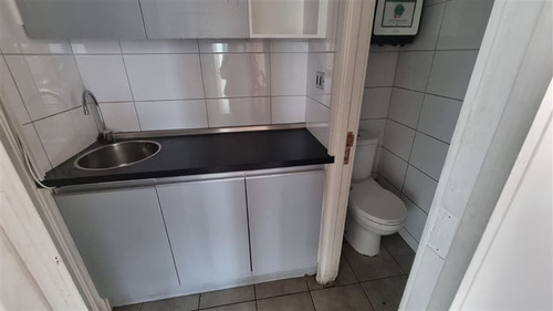 Imagen 10 de 12 de Oficina En Arriendo En Providencia