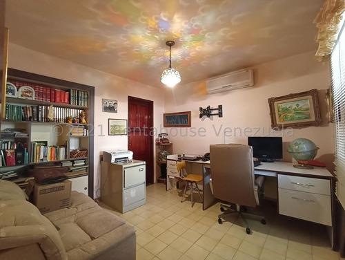 Imagen 5 de 14 de Acogedora Casa En Venta El Castaño 22-3410 Dc