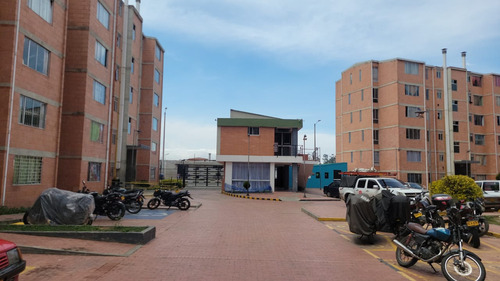  Hermoso Apartamento Soacha, Colombia (15921222781)