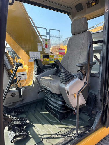Excavadora Caterpillar 326fl