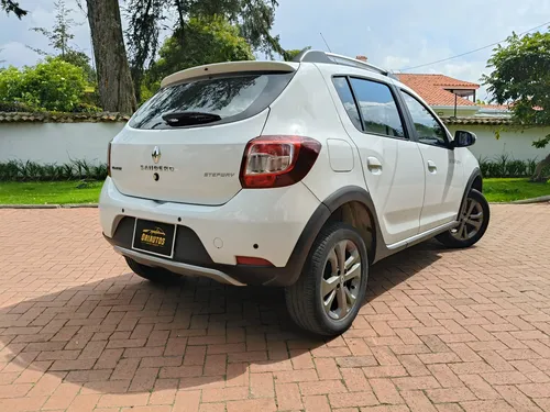 Renault Sandero Stepway 1.6cc Mt 2019