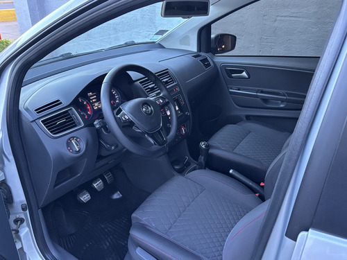Volkswagen Suran 1.6 Highline Msi 110cv