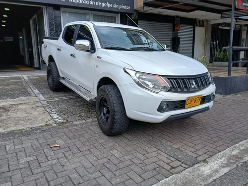 Mitsubishi L200 2.5l