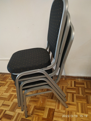 Imagen 2 de 5 de Sillas Apilables, Precio Total