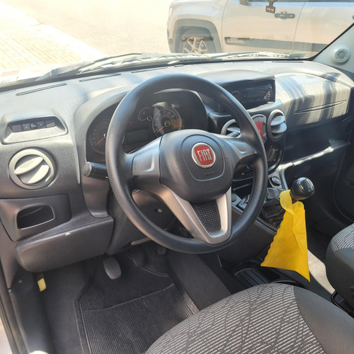 Fiat Doblo Doblo ESSENCE 1.8 Flex 16V 5p