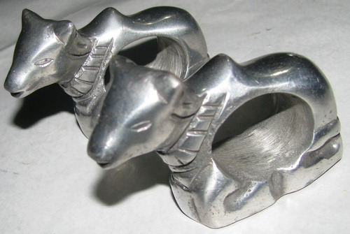 2 Servilleteros Antiguos De Metal Figura Perrito
