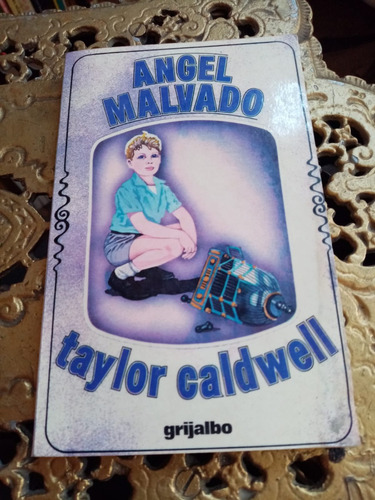 Angel Malvado  Taylor Caldweell