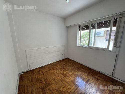 Venta Av Rivadavia Al 8800 2 Ambs Con Balcón !