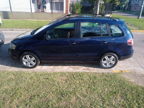 Volkswagen Suran 1.6 I Trendline 90b 2009