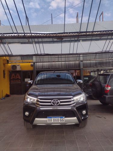 Toyota Hilux 2.8 Cd Srx 177cv 4x4 At