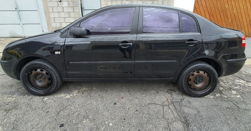 Polo Sedan 1.6 2005/2005 Totalflex + Gnv Legalizado