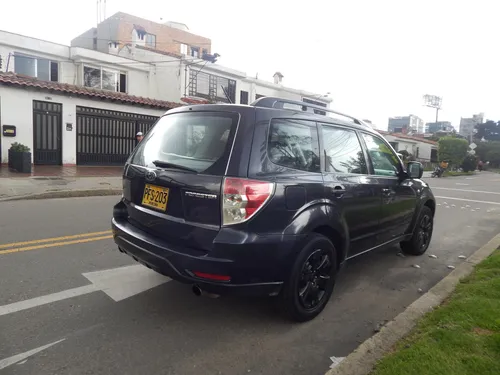 Subaru Forester 2.0 AT 4X2