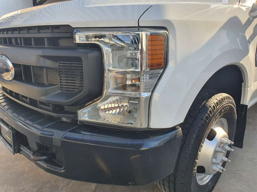 Ford F-350 6.3l Xl 6.2 Plus Ac At