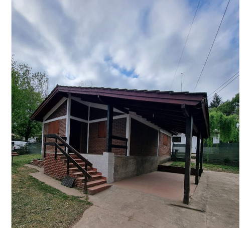 Casa Venta Santa Rosa De Calamuchita 2 Dormitorios Patio A 50 Metros Del Rio Ubicación Excelente Escritura Amoblado