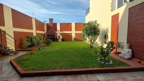 Venta Casa 4 Amb Cocher Jardin Parrilla Avellaneda
