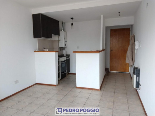 Imagen 1 de 20 de Casa Triplex En La Florida