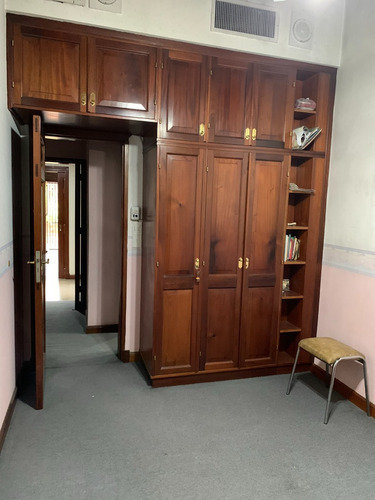 Imagen 2 de 19 de Casa 6 Ambientes En Av Alsina 1376 Lomas De Zamora