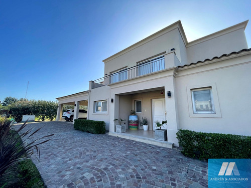 Venta Excelente Casa En B° Bv Chico