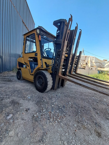 Autoelevador Cat Gp35 3500kg Cabinado P/doble Pallet Año2015