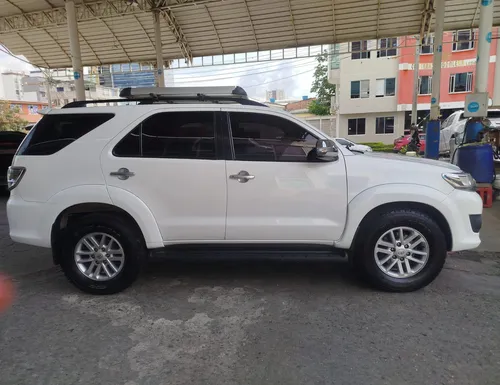 Toyota Fortuner 2.7l 4x2