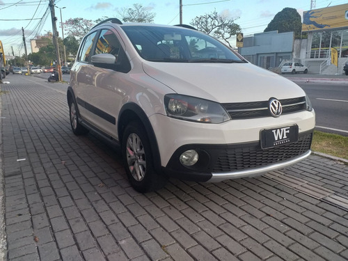 Volkswagen Crossfox 1.6 Mi Flex 8v 4p Manual