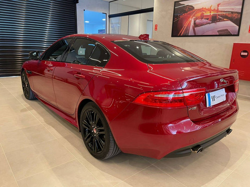 Imagem 6 de 11 de Jaguar Xe 2.0 16v Si4 Turbo Gasolina R-sport 4p Automático