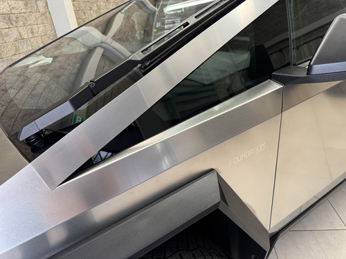 Tesla Cybertruck