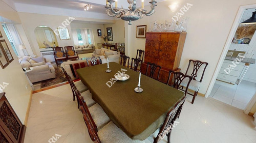 Imagen 12 de 30 de Excelente Chalet, Con Gran Jardin, Y Pileta, De Libertador Al Rio.
