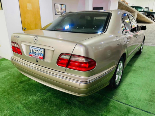 Mercedes Benz E-240 E-240