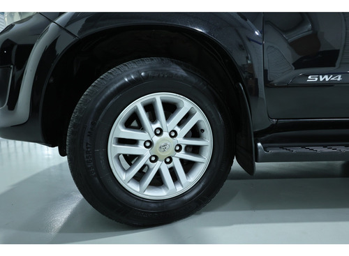 Toyota Hilux SW4 3.0 SRV 4X4 7 LUGARES 16V TURBO INTERCOOLER DIESEL 4P AUTOMÁTICO