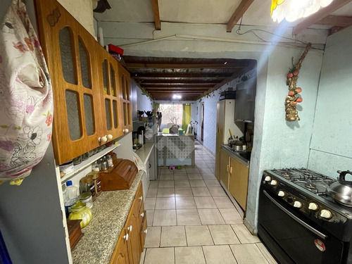 Casa En Venta De 3 Dorm. En Maipú