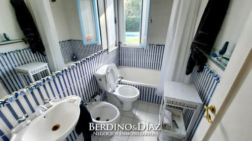 Espectacular Residencia En La Barra Con Vista Al Mar- Ref: 851