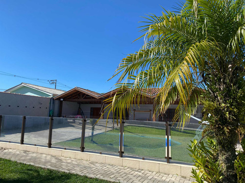 Casa A Venda Com 4 Quartos E 1.300m2 Em São José Dos Pinhais