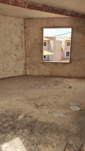 Imagen 3 de 8 de Casa En Venta - Altos De Chilemex Lp