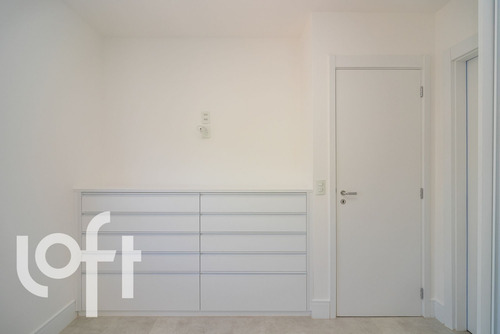 Imagem 16 de 30 de Apto Reformado Aclimação | 1 Quartos | 67 M² | Cond: R$1132.00 | 2 Vagas - 12raphl
