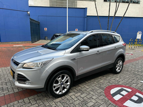 Ford Escape 2.0 Titanium