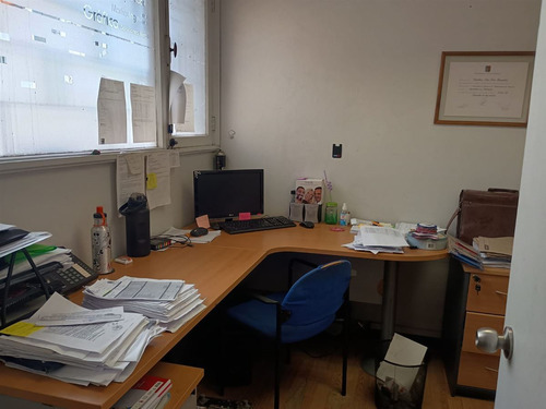 Casa En Venta De 4 Dorm. En Las Condes