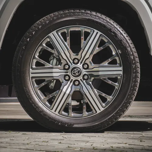 Toyota Sequoia 3.5 4WD CAPSTONE 4x4
