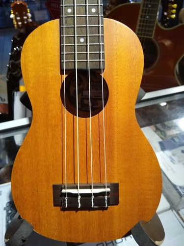 Fender Pihaeu Ukelele Soprano Caoba 095-5652-021 Piha'eu