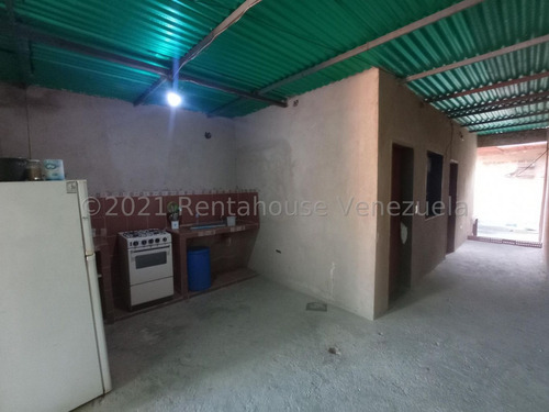 Imagen 13 de 15 de Casa En Venta El Macaro Turmero 22-11901 Ag