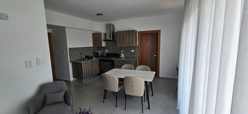 Apartamento En Alquiler En El Vergel